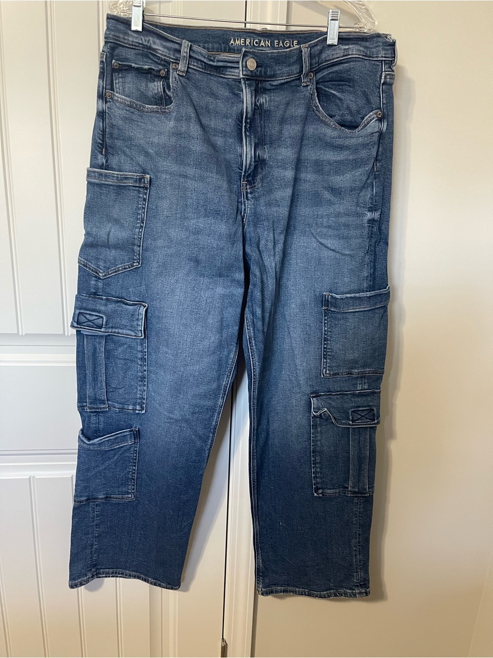 American Eagle Outfitters Men's Dark Blue Cargo Jeans